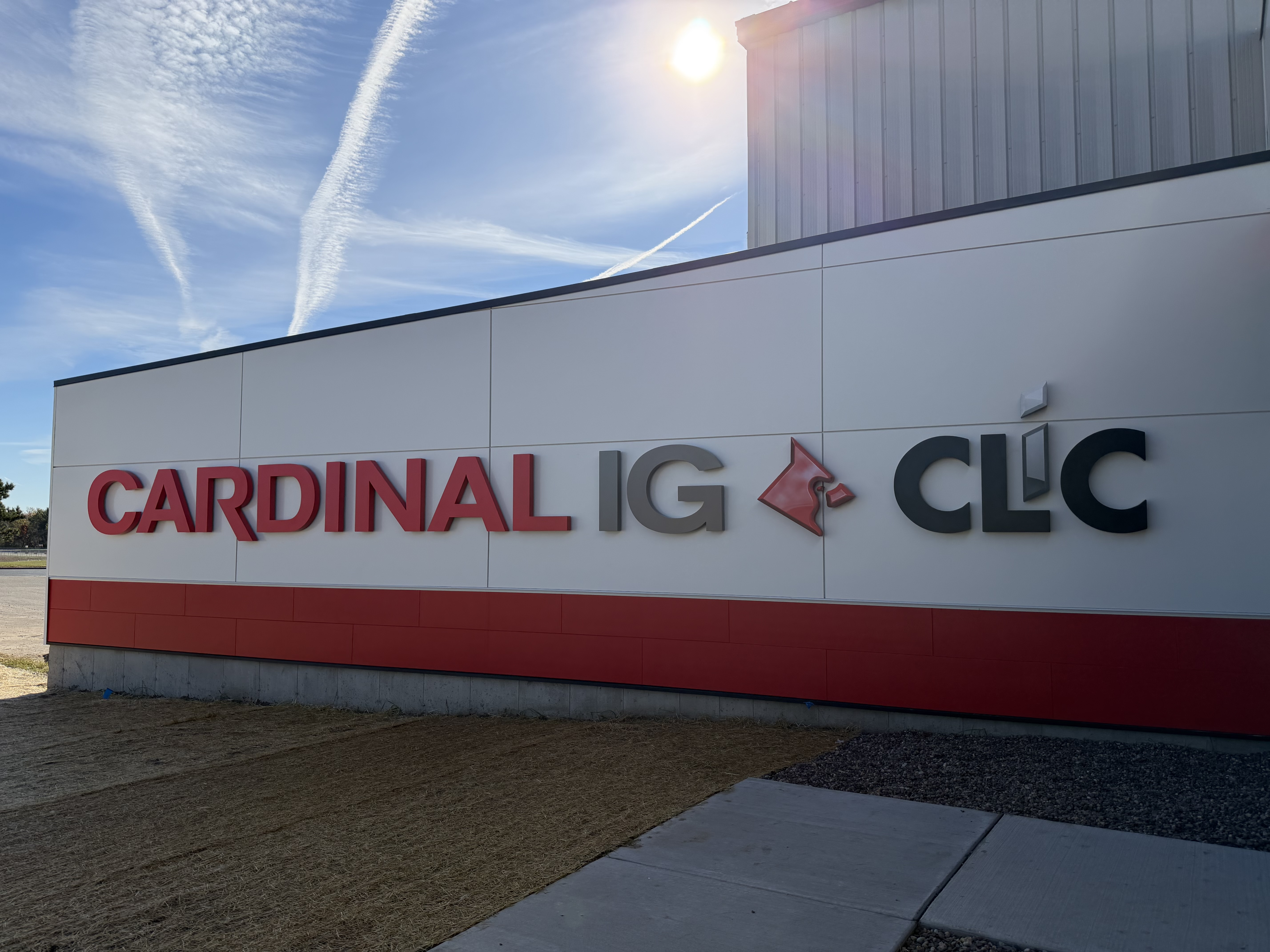 Exterior Cardinal IG CLiC building sign